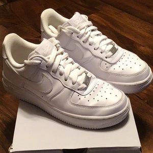 Women’s Nike Air Force 1